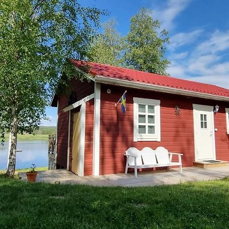 Mysig Stuga Med Sjoetomt, Naera Jaervsoebacken Bagian luar foto