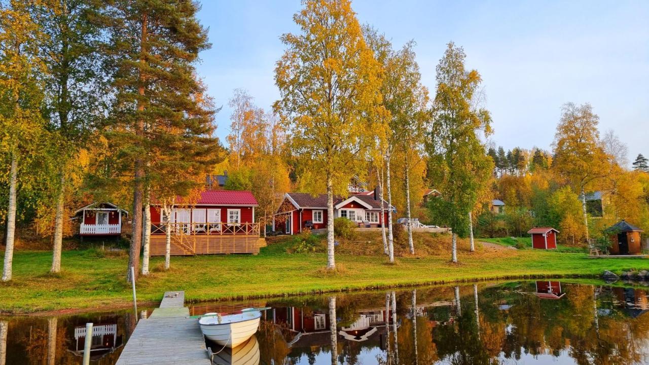 Mysig Stuga Med Sjoetomt, Naera Jaervsoebacken Bagian luar foto
